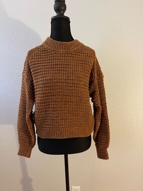 Universal Thread Women's Waffle Knit Crewneck Sweater - Brown